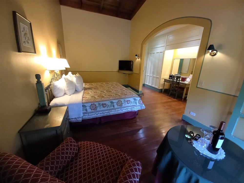Hotel Casa Turire 51/71