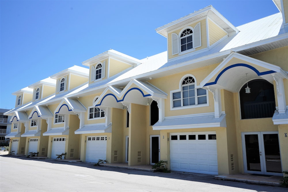 Glunz Ocean Beach Hotel and Resort 3/73