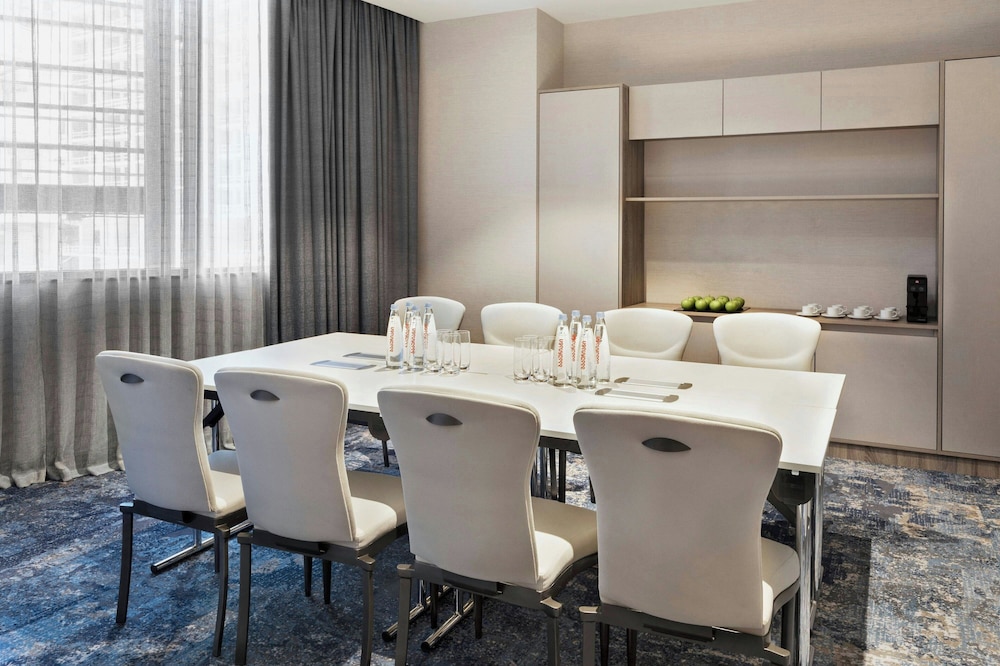 Courtyard by Marriott Batumi 64/74