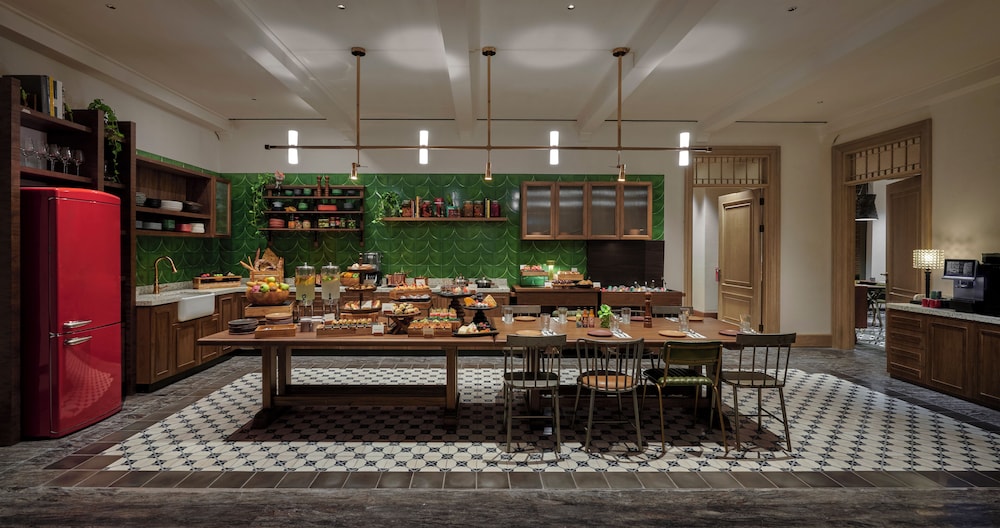 25hours Hotel Jakarta The Oddbird 24/50