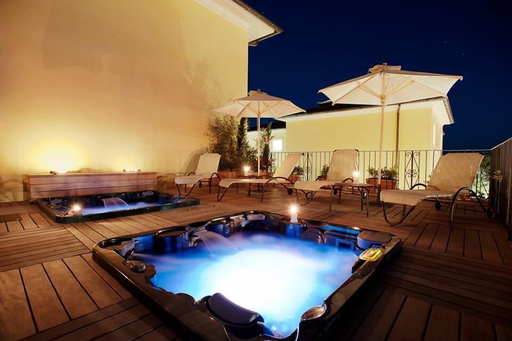 Hotel Corsignano 3/72