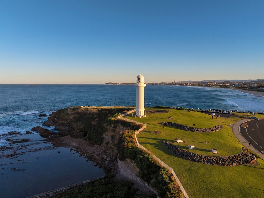 Sage Hotel Wollongong 72/75