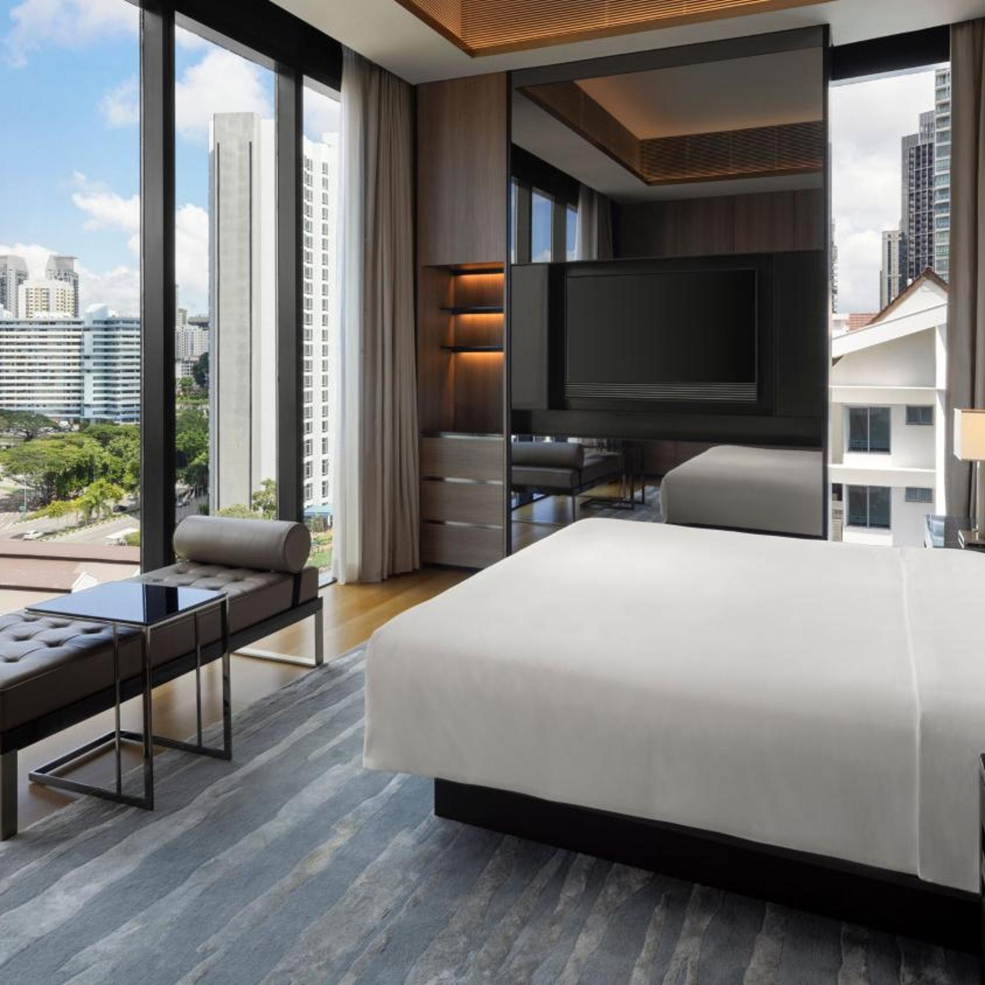 Penthouse, Suite, King Bed, River View