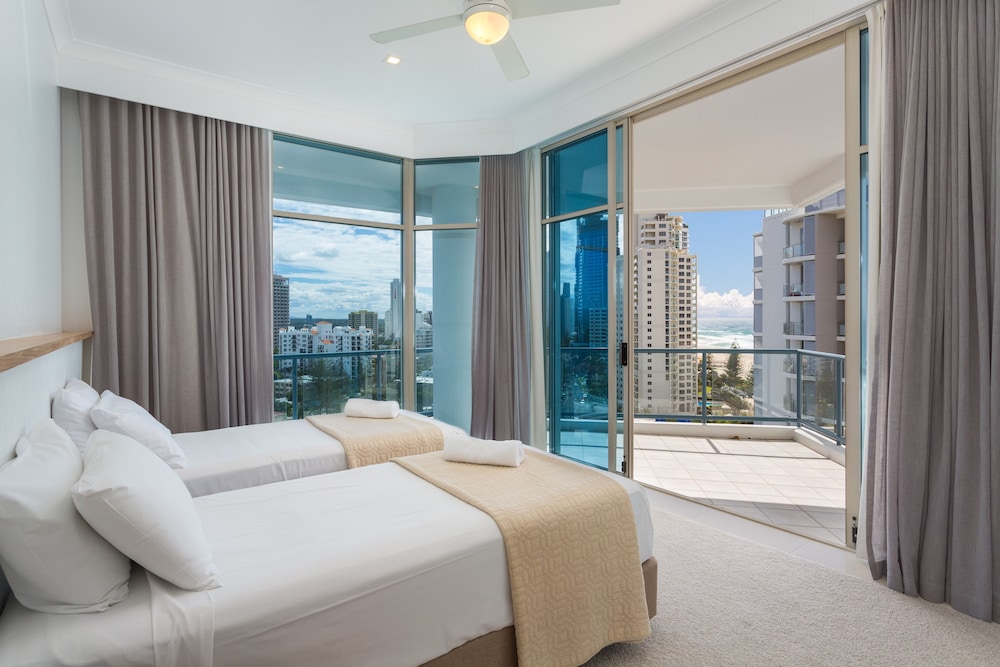 Oceana On Broadbeach 33/75