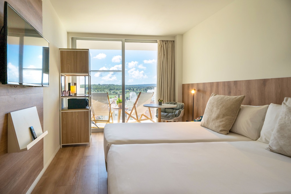 Innside by Melia Calvia Beach 13/50