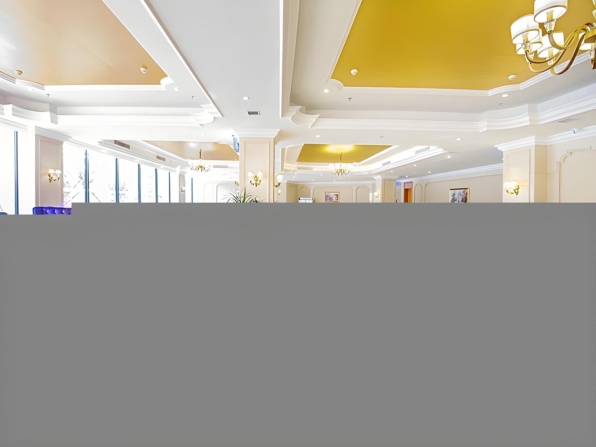 Vienna Hotel (Guilin Wanfu Square) 18/45