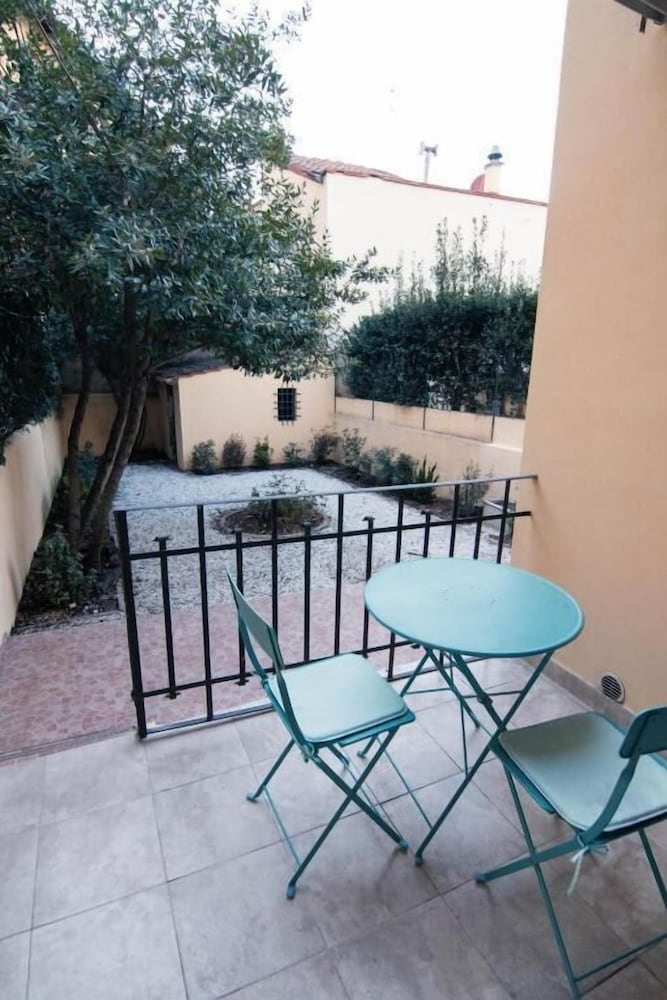 Palazzo Oliveto 50/60
