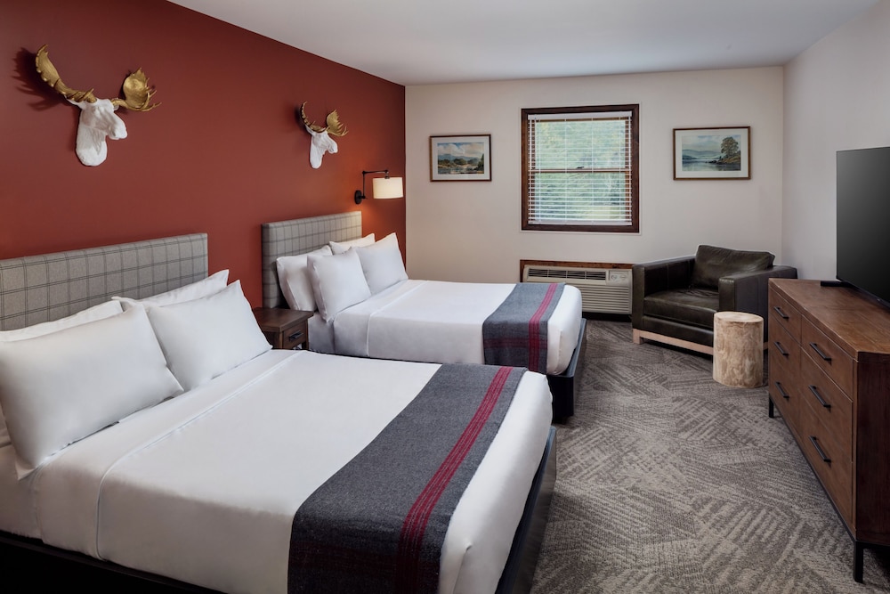 The Lodge at Schroon Lake 10/49