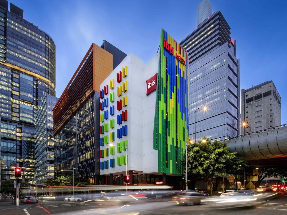 Ibis Sydney Barangaroo Hotel 64/70
