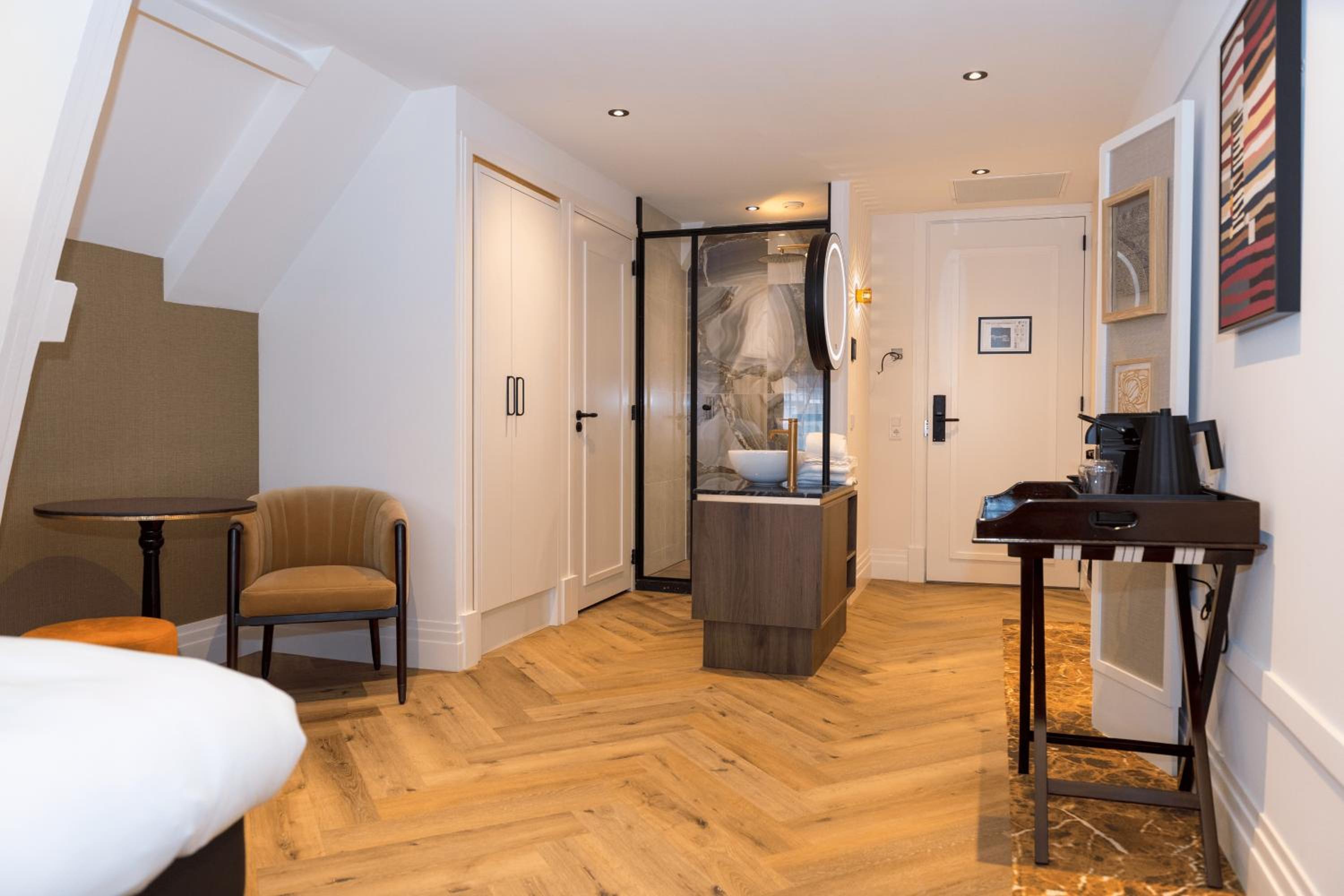 Amadore Stadshotel Jersey 41/47