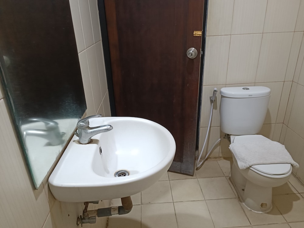 Miracle Hotel Manado 21/23