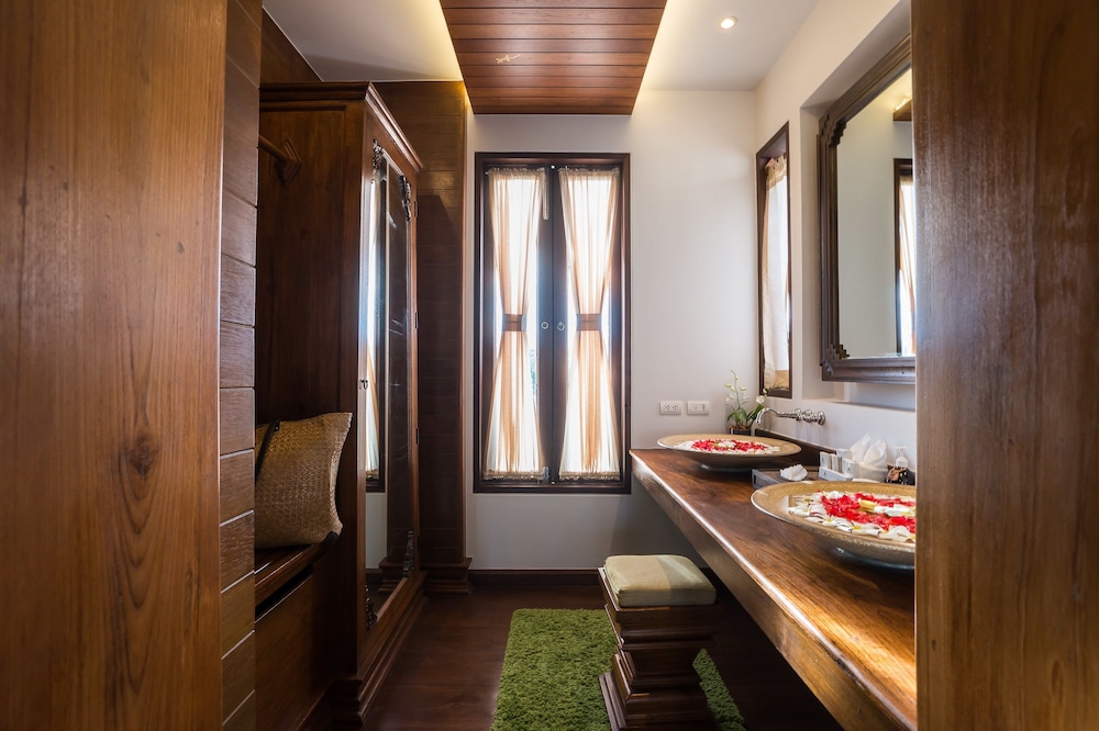 Pool, Villa, Double Bed, Garden View