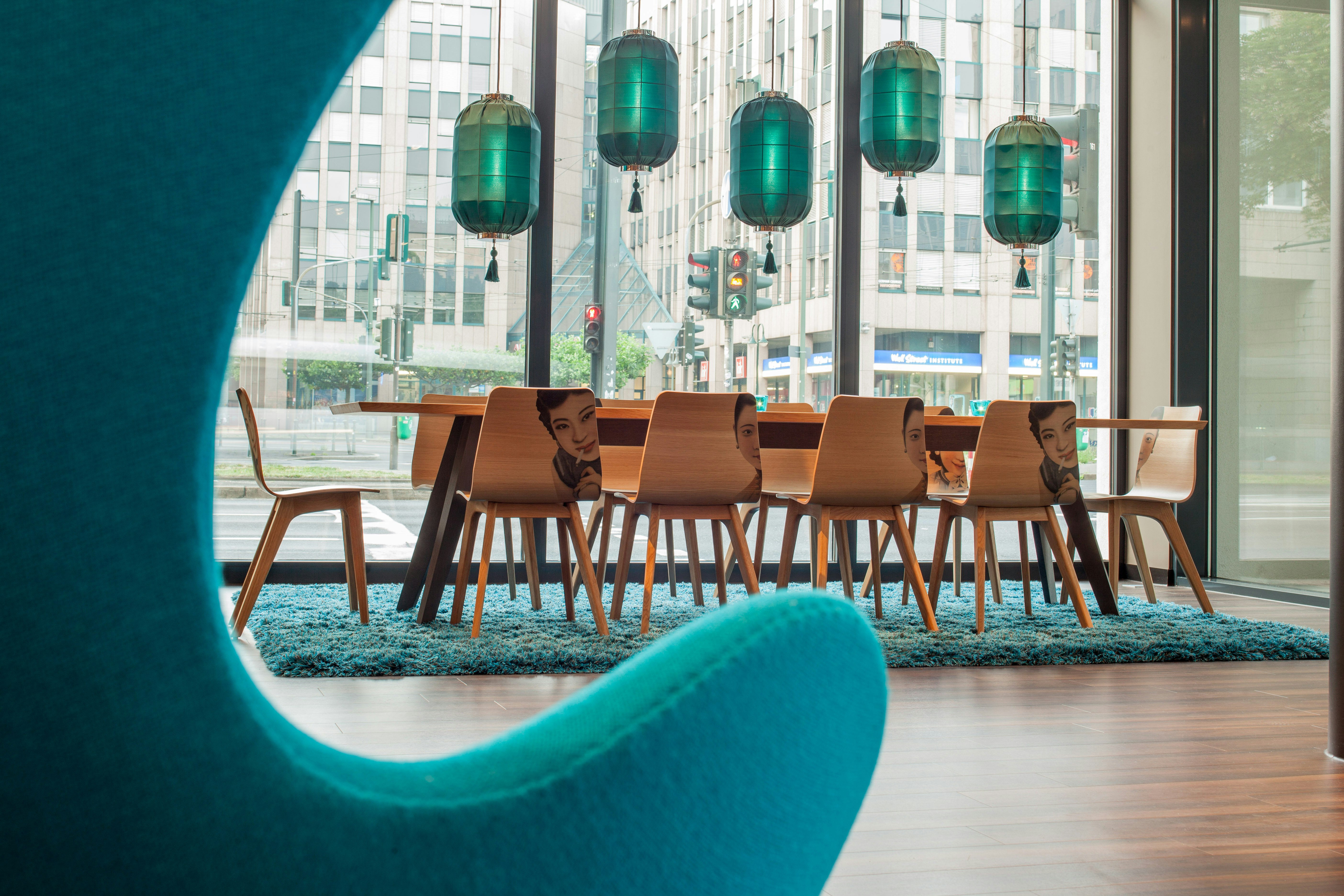 Hotel Motel One Dusseldorf-Hauptbahnhof 25/36