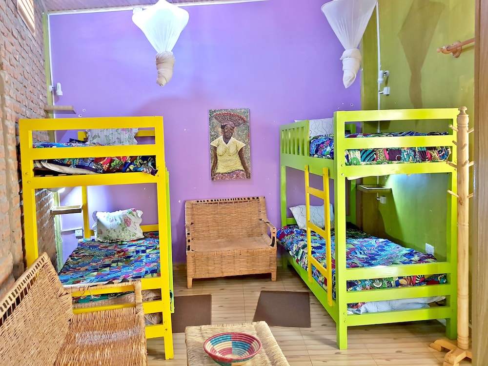 Yambi Guesthouse 41/50