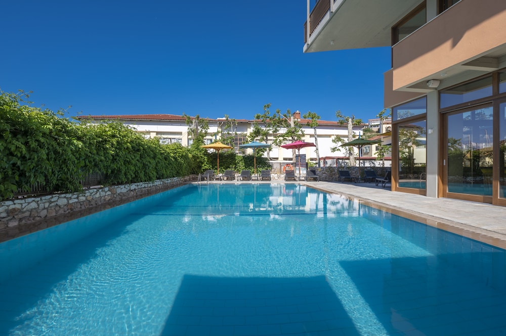 Alkyon Hotel 24/54