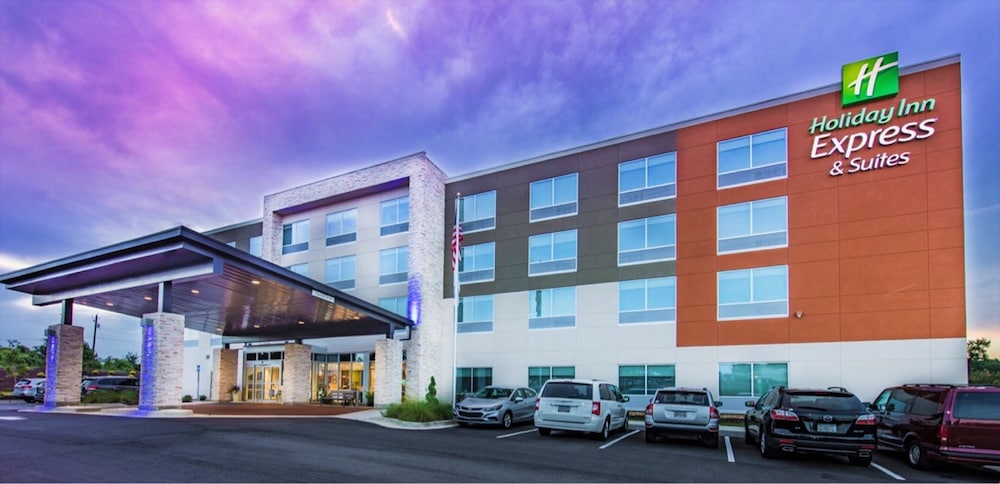 Holiday Inn Express and Suites Milledgeville 1/49