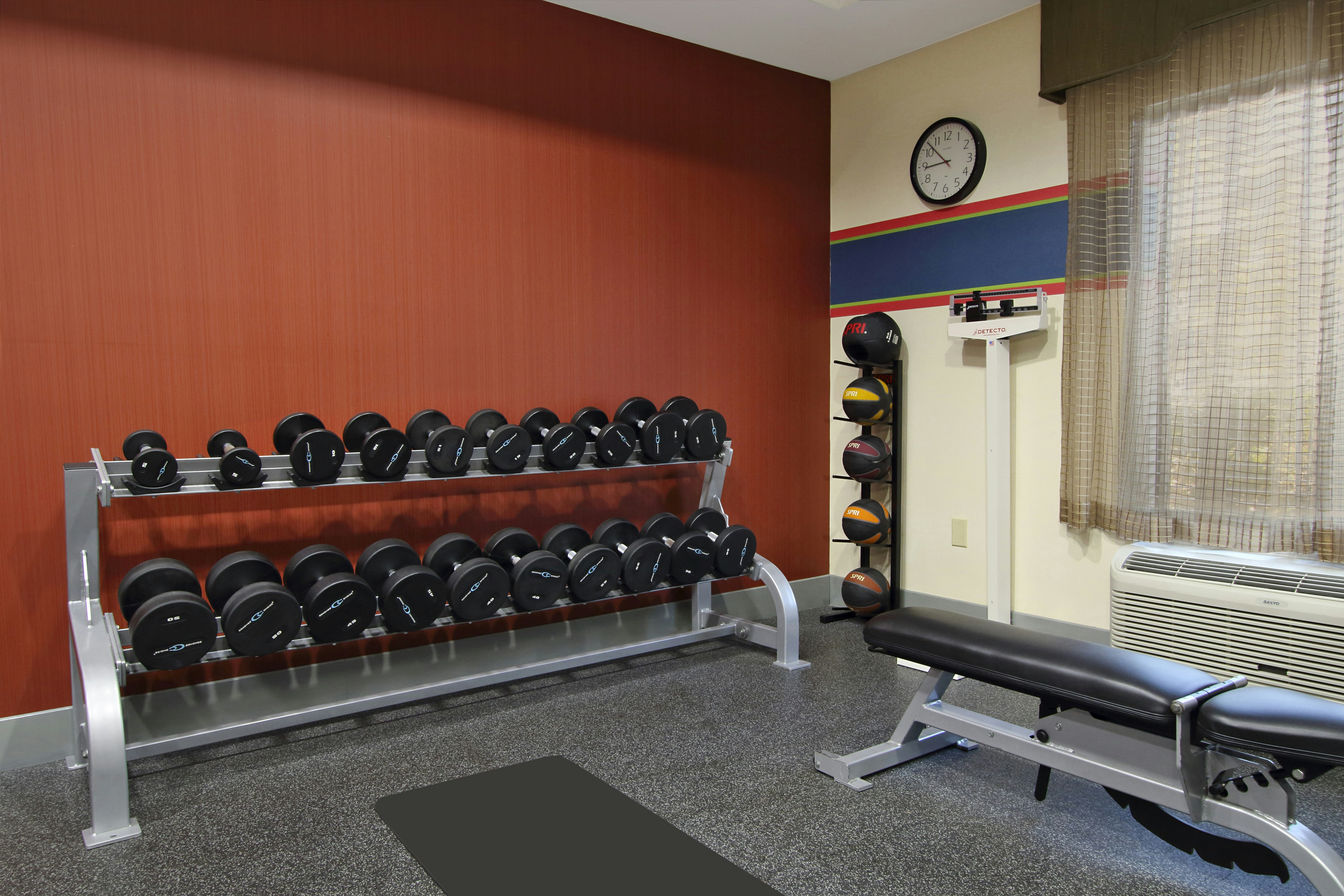 Hampton Inn And Suites Buffalo Tx 35/65