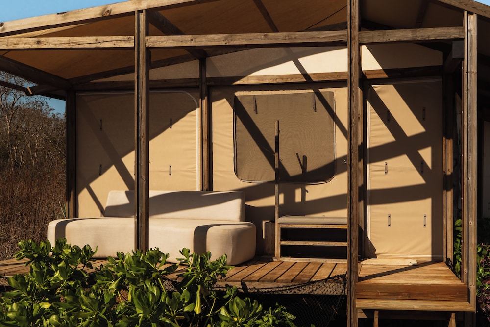 Viatura Hacienda Xtojil 3/50