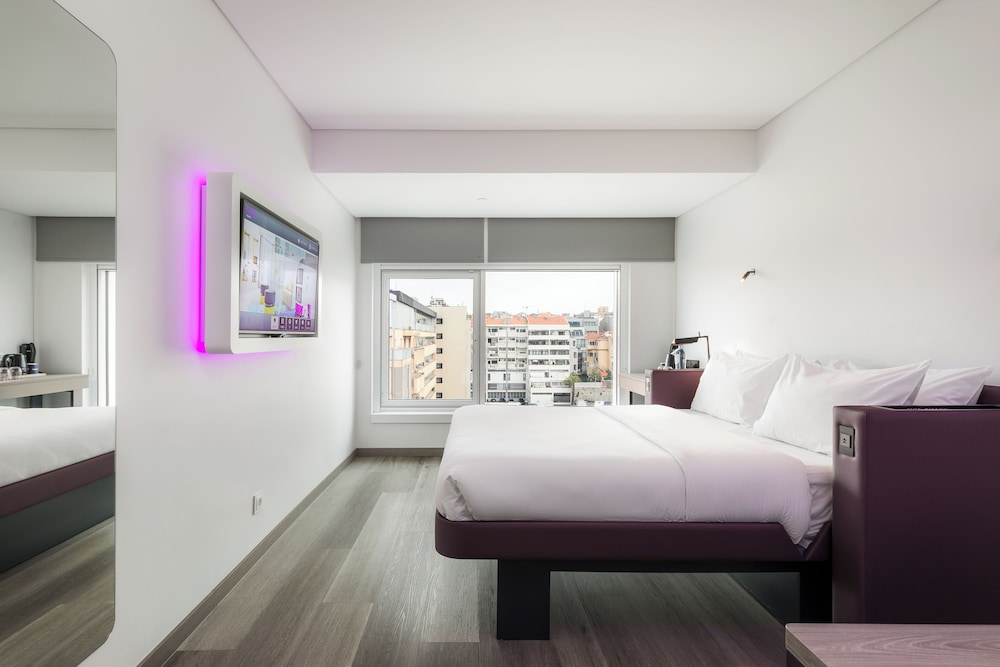 Premium, Queen Bed, High Floor