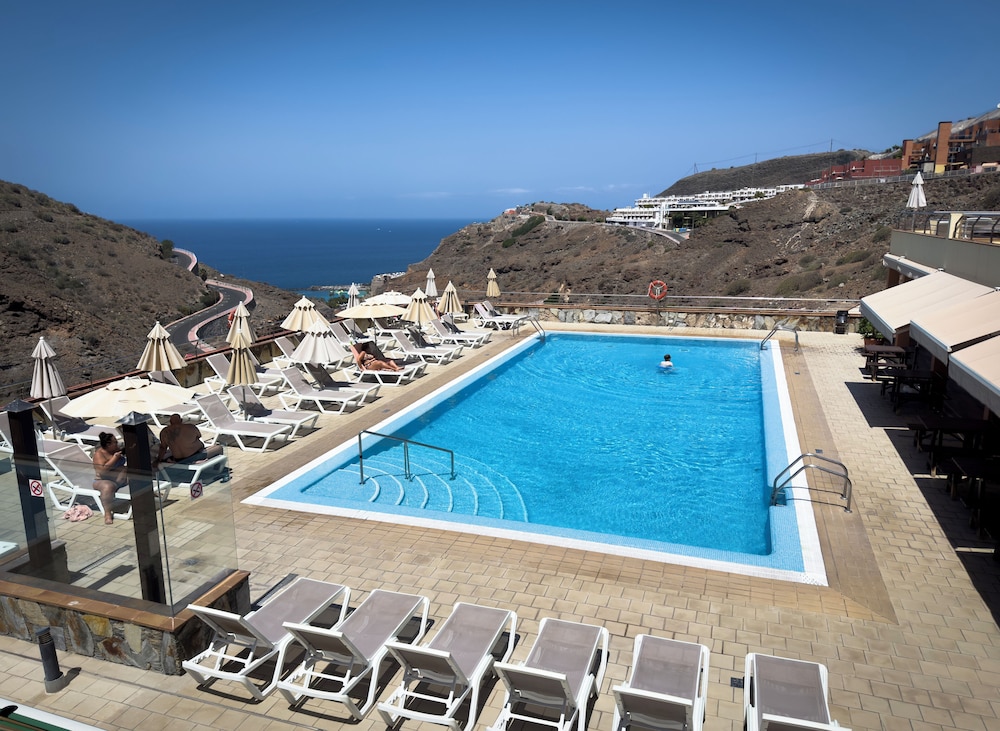 Holiday Club Sol Amadores 62/64