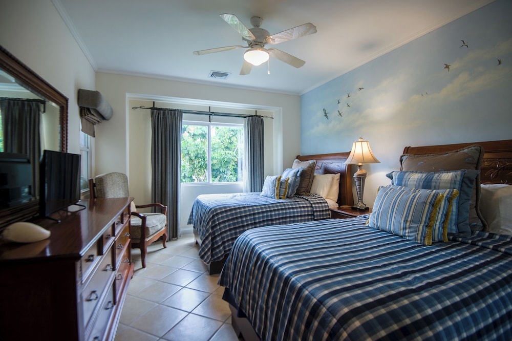 3 BEDROOMS, CONDO, DELUXE, OCEAN VIEW