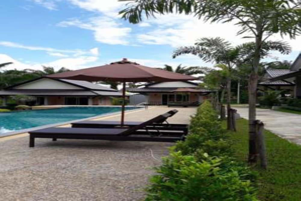 Palm Kiri Resort 41/45