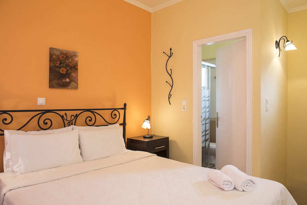 KOSTIS VILLAS 28/70