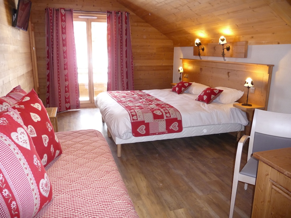 Chalet-Hotel Le Beausoleil, The Originals Relais (Hotels-Chalets de Tradition) 10/35