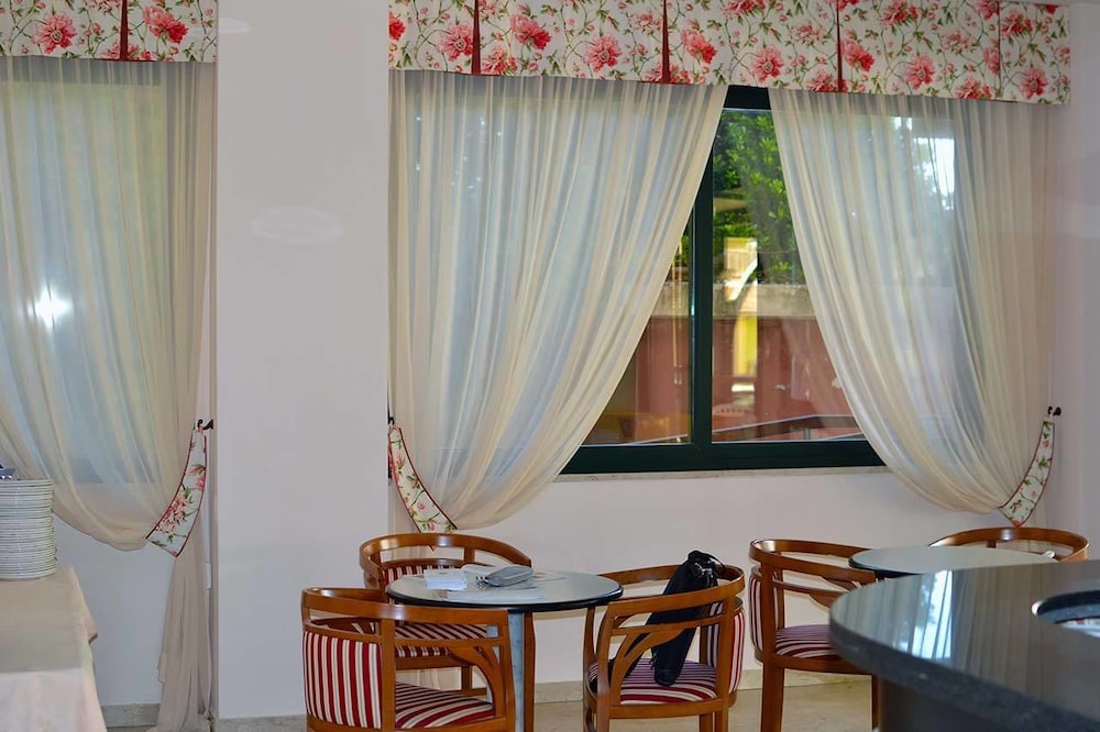 Sabra Hotel 19/35