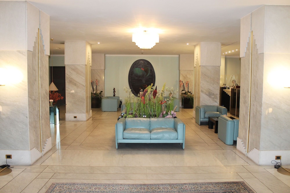 HOTEL DE LA VILLE AVELLINO 27/50