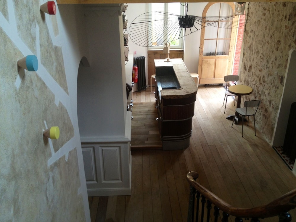 Hotel de la Pinede 25/34