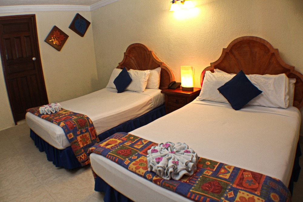 Suites Cancun Center 18/57