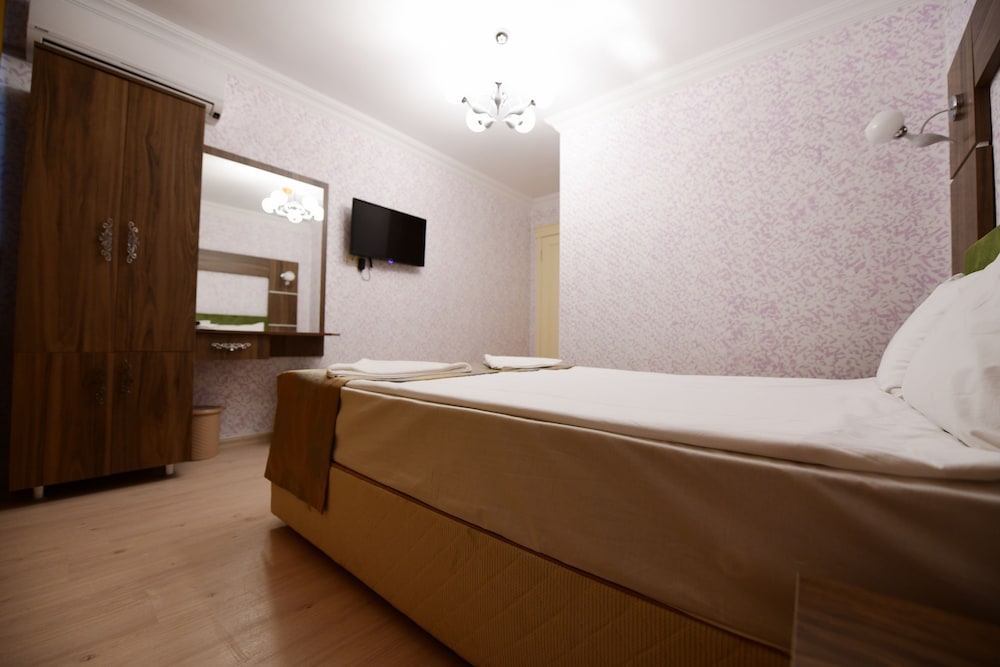 De Maree Hotel 2/53