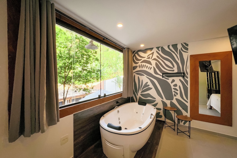 Velinn Pousada Canoa Ilhabela 48/50