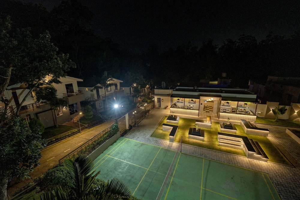 TGI STAR Holidays Yercaud 23/48
