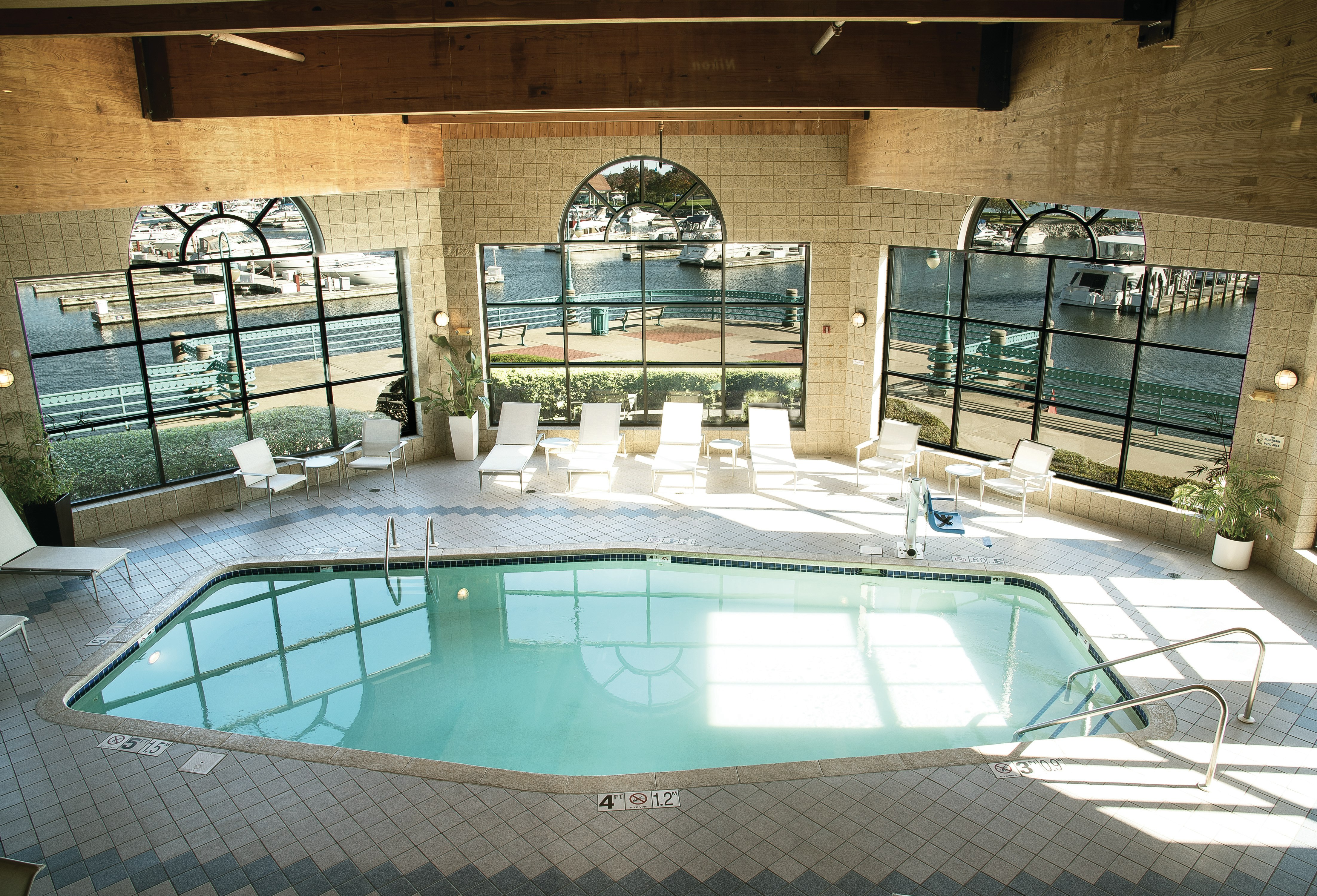 Doubletree by Hilton Hotel Racine Harbourwalk 44/79