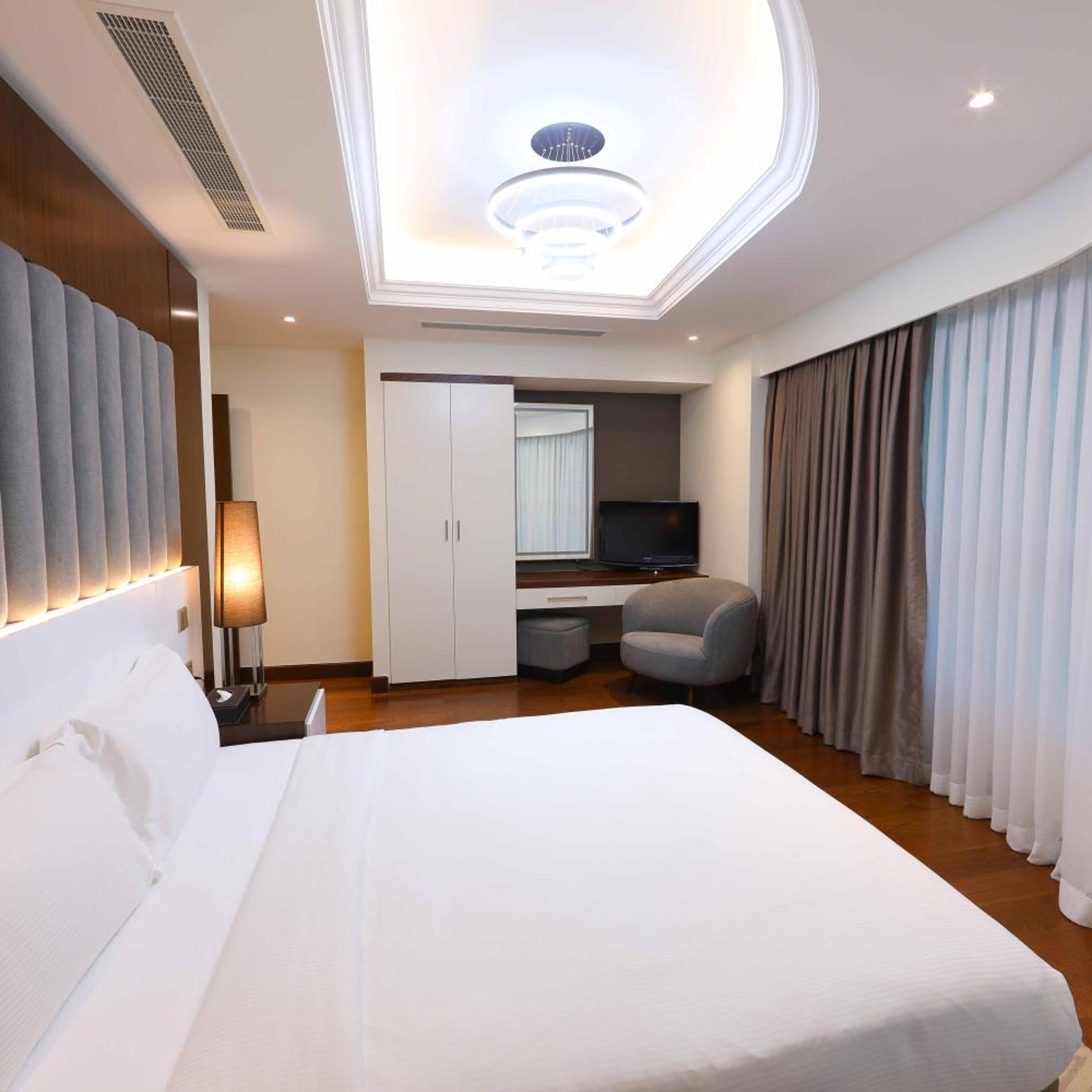 4 Bedroom Apartment