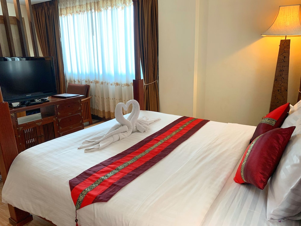 Aiyaree Place Hotel 29/75