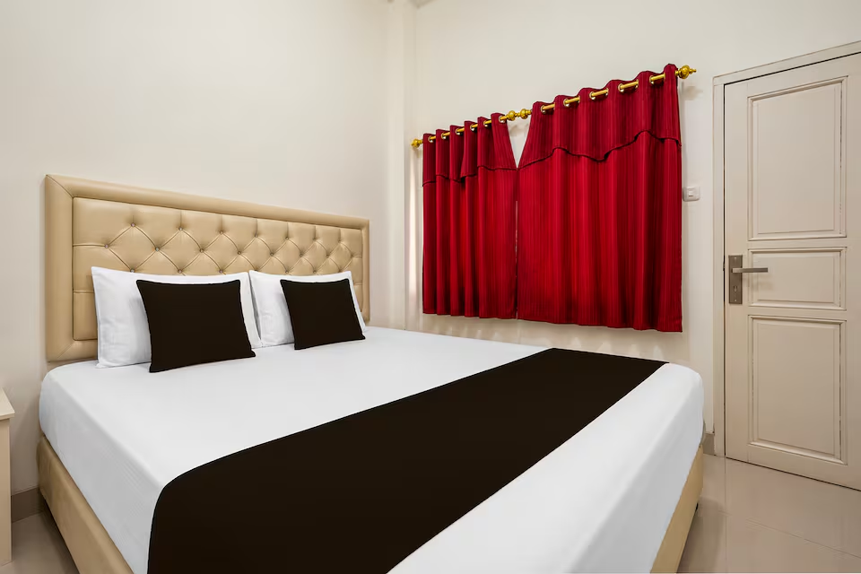 Room at Hotel O Wisma Fortuner, MAKASSAR