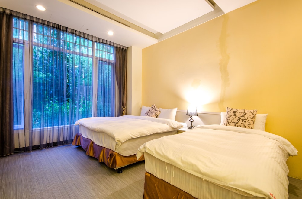 Butchard Villas Sun Moon Lake 15/45