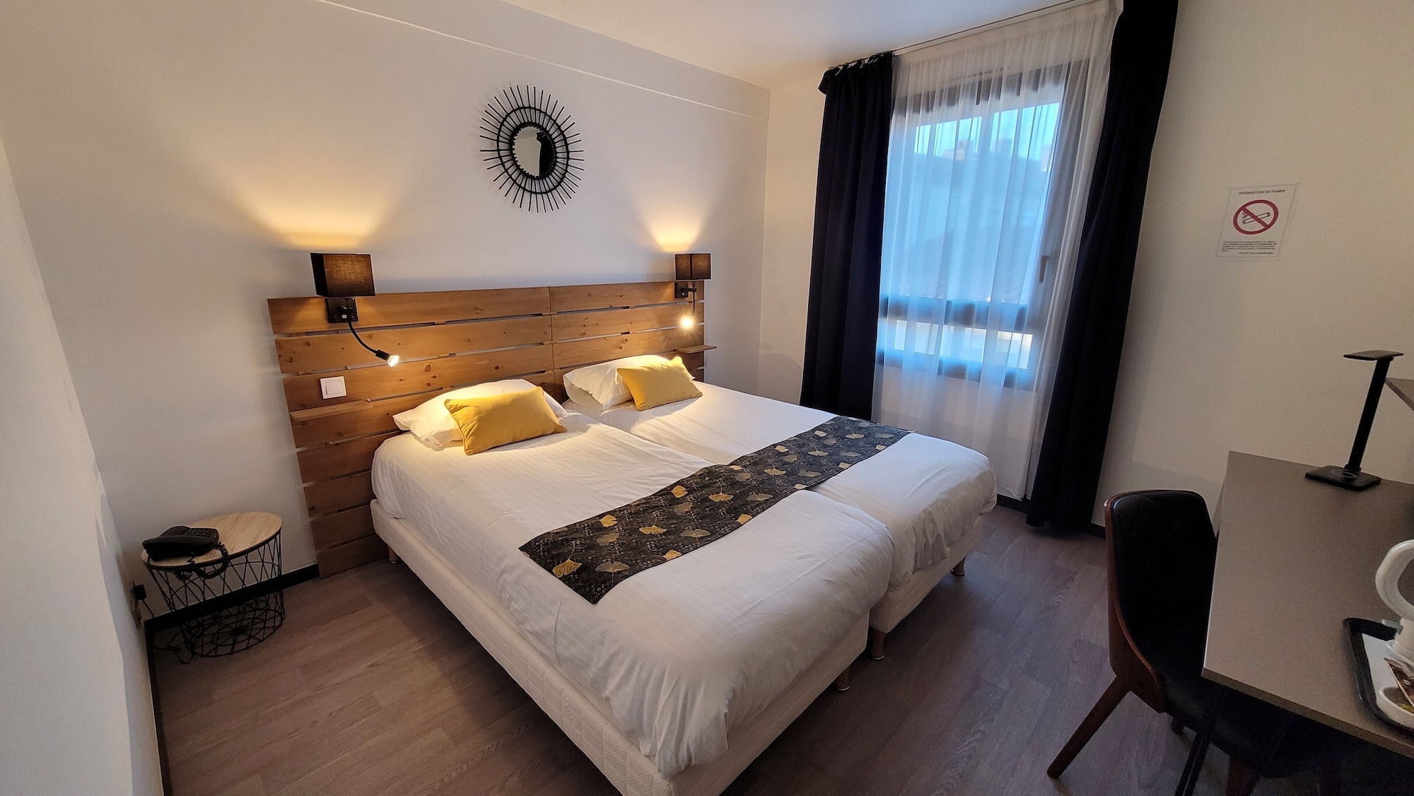 Comfort, Twin Beds