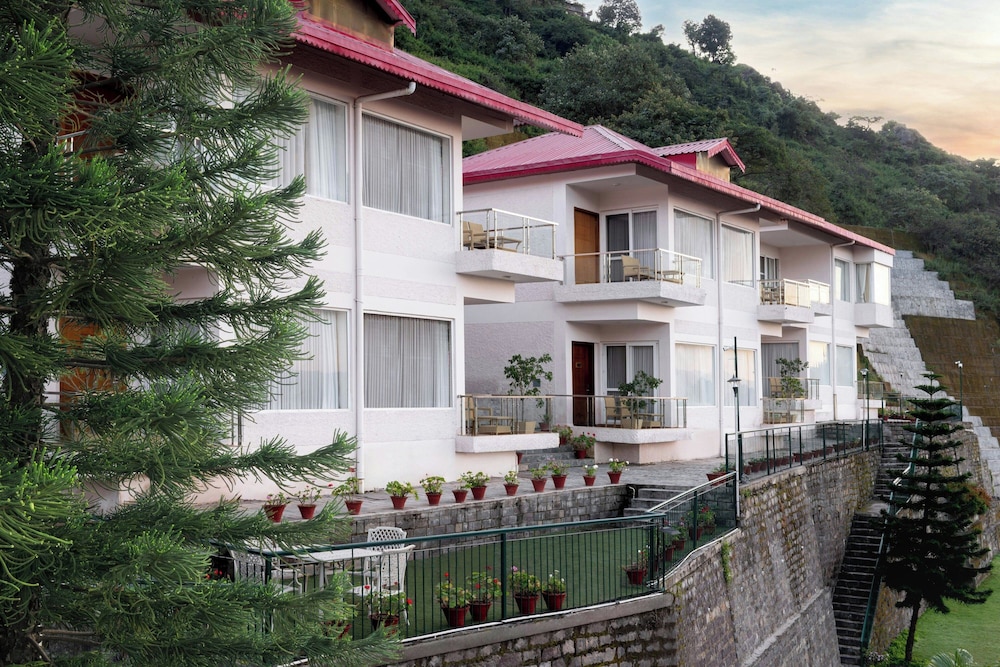 The Fern Surya Resort 5/55