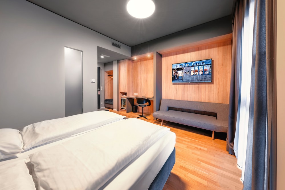 COMFORT, DOUBLE BED