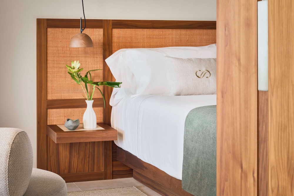 Royal Hideaway Corales Villas 50/50