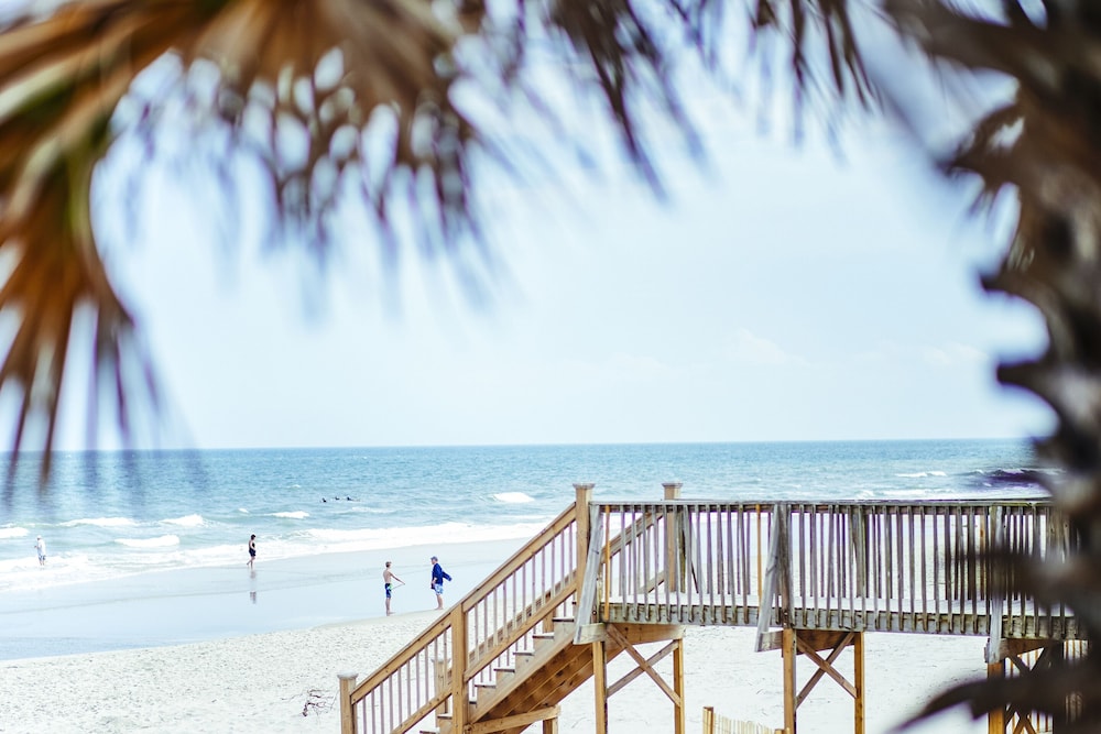 The Oceanfront Litchfield Inn 30/75