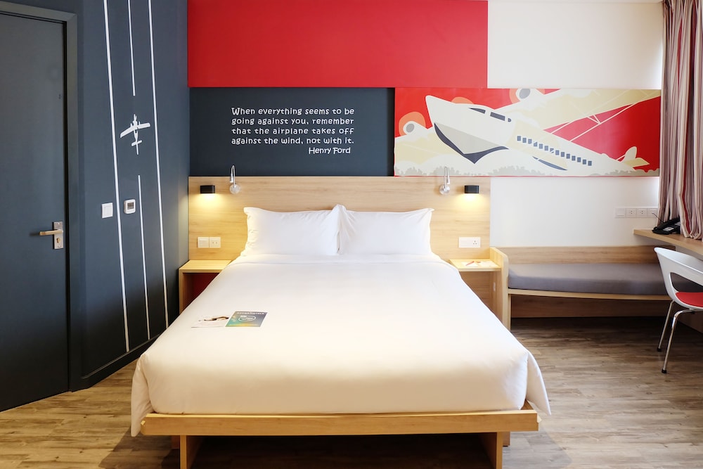 Ibis Saigon Airport 16/73