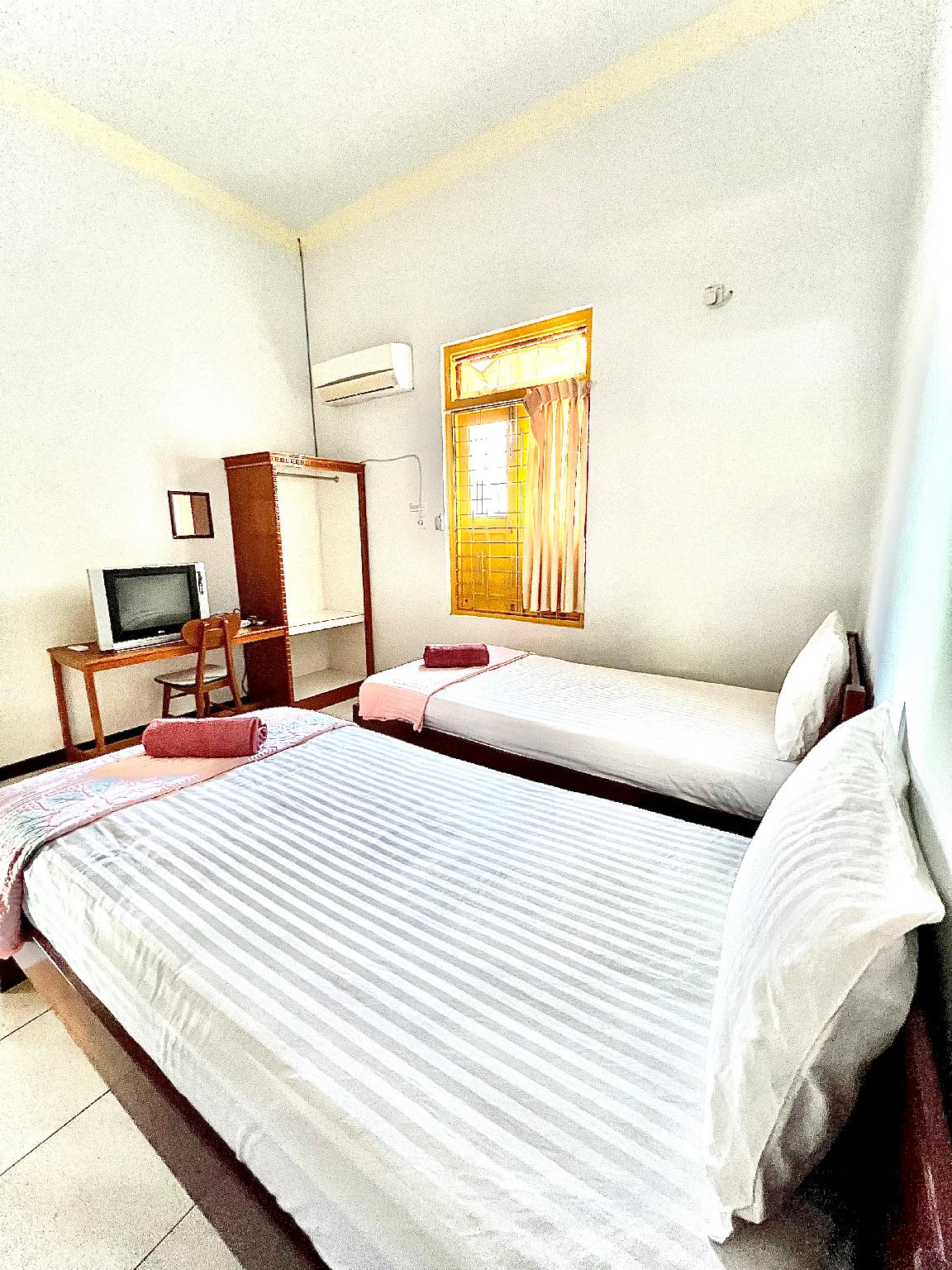 Wisma Mutiara 12/33