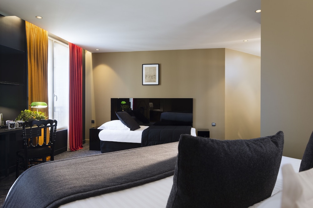 Hotel Le Chat Noir 16/68