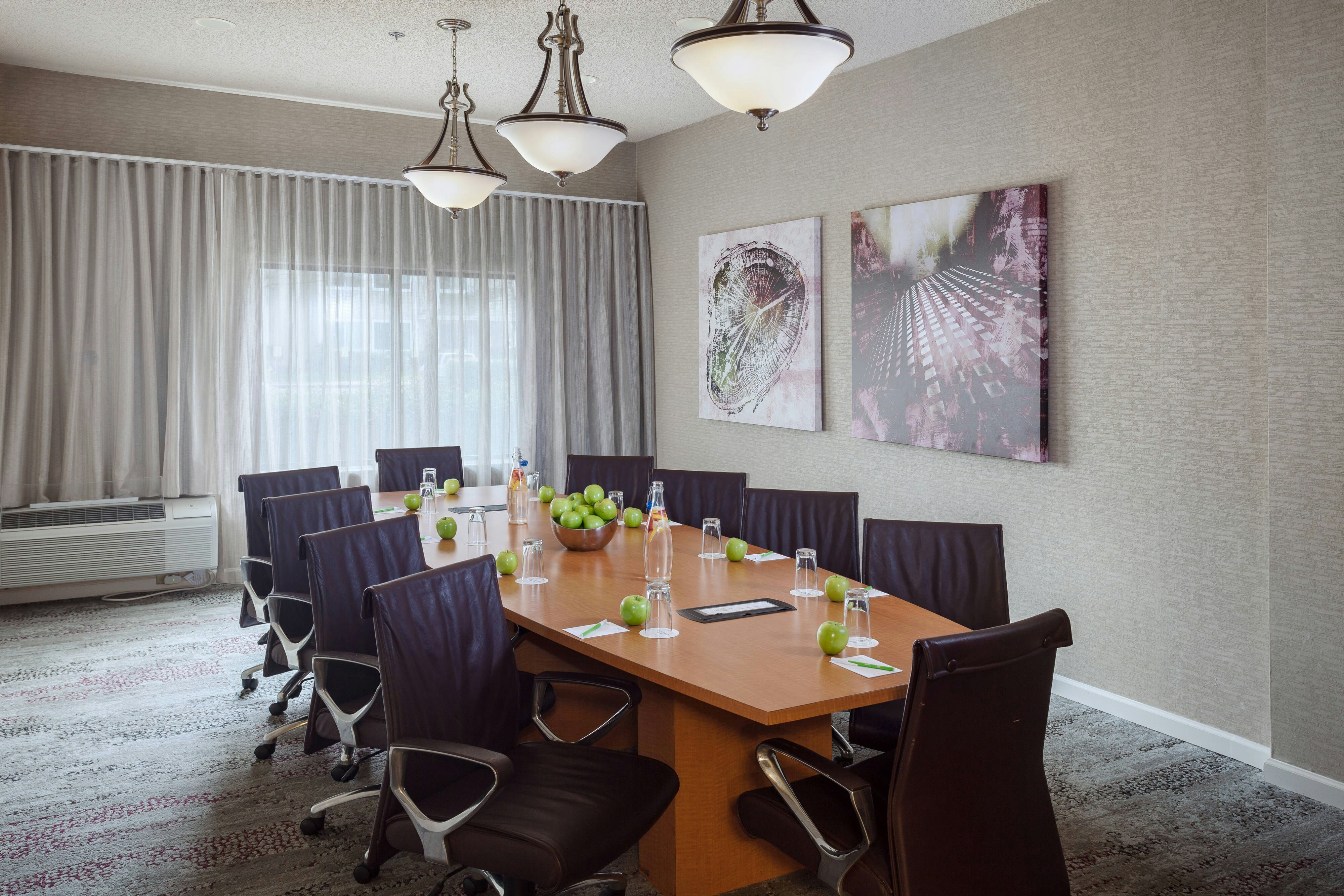 Courtyard by Marriott Stockton 24/34