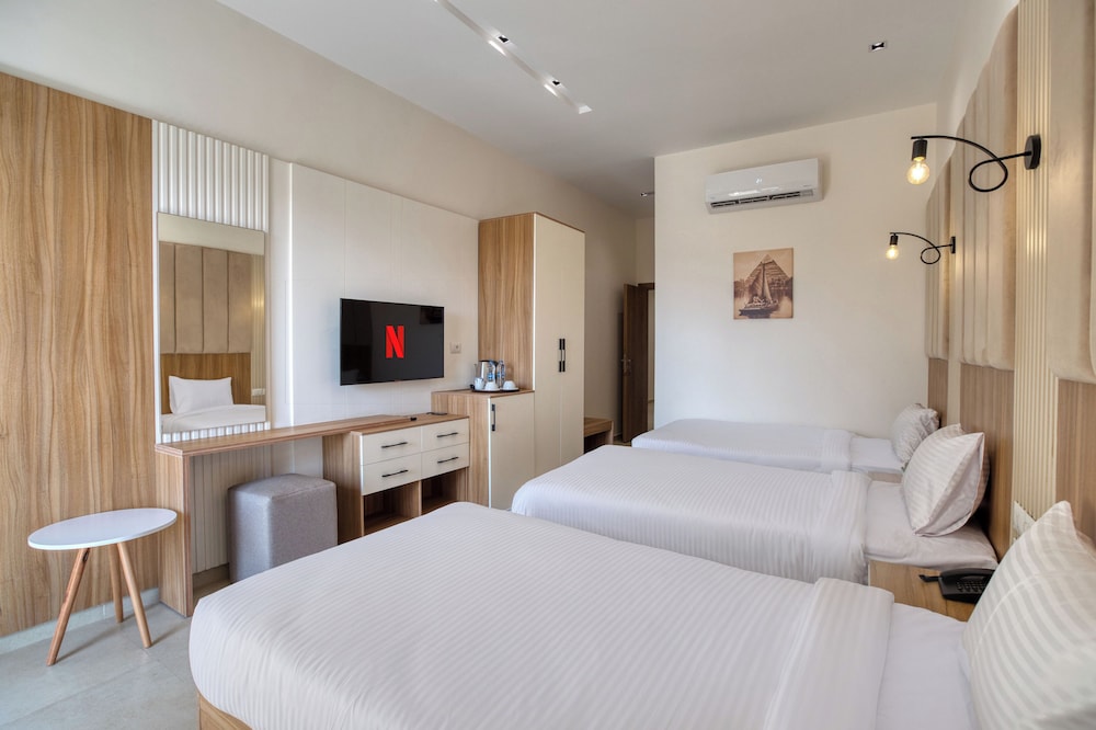 Mazar Pyramids Hotel 15/50